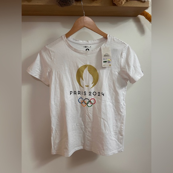 NWT Olympics 2024 Tshirt - Small - Picture 3 of 5